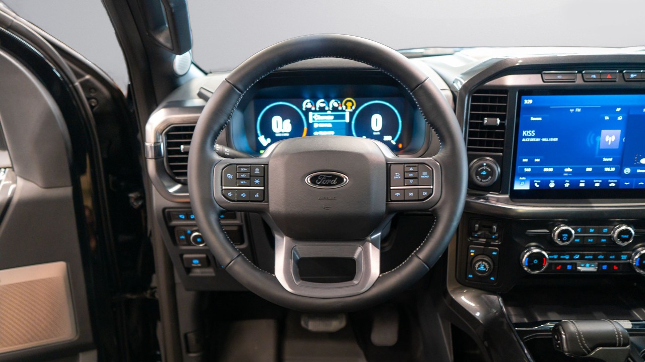 Ford F150 Lariat Black Edition 5.0 V8 - foto 12