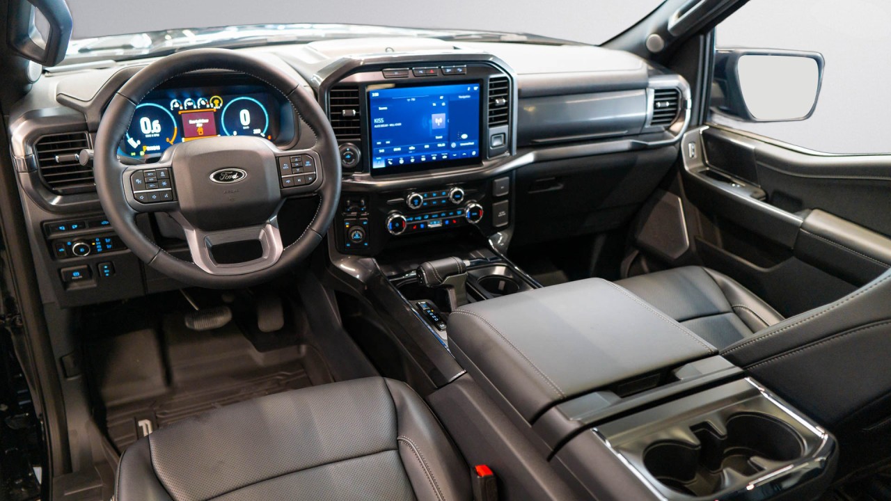 Ford F150 Lariat Black Edition 5.0 V8 - foto 11