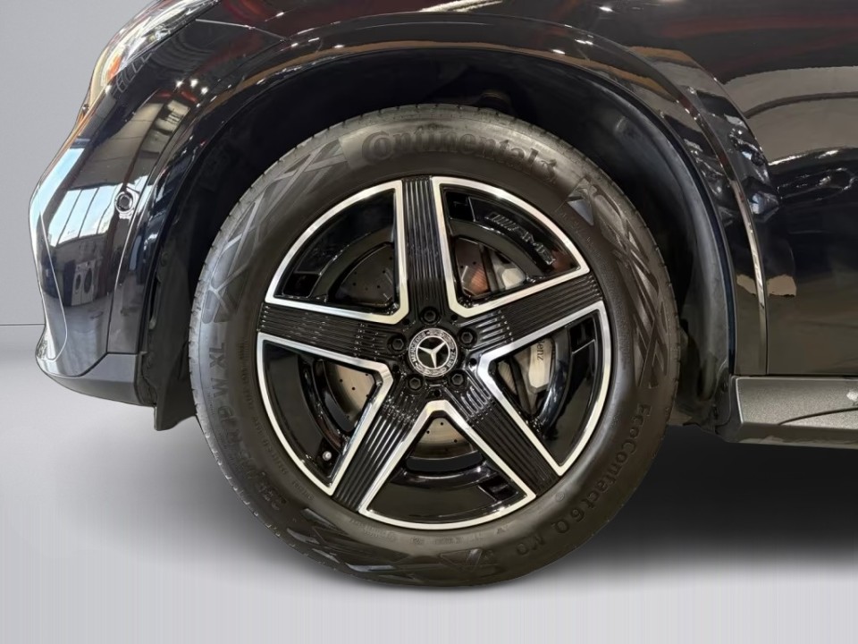 Mercedes-Benz GLC 300 4MATIC AMG - foto 16