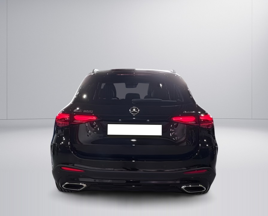 Mercedes-Benz GLC 300 4MATIC AMG (4)