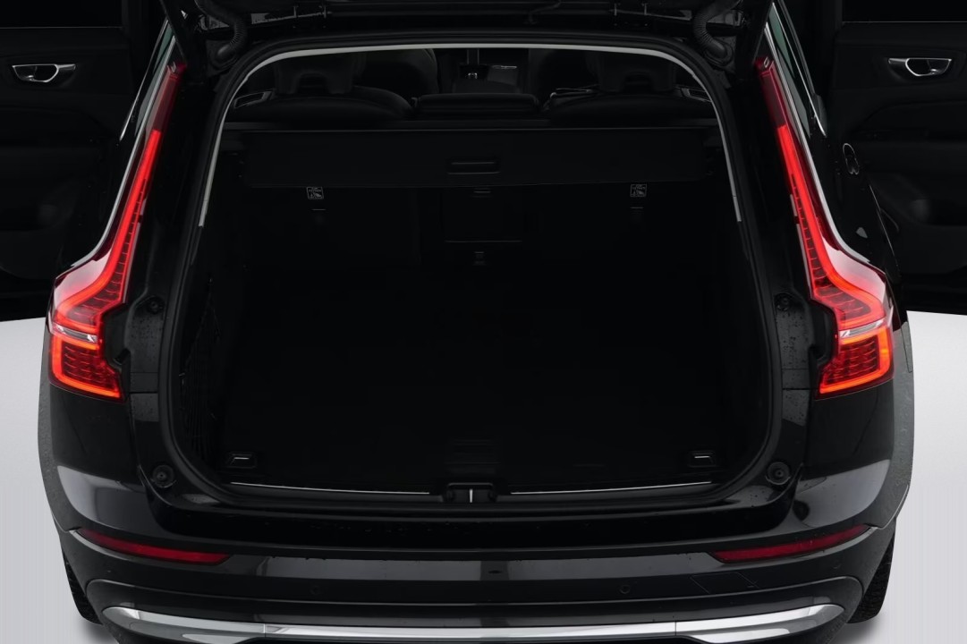 Volvo XC 60 T6 AWD Plus Bright - foto 13