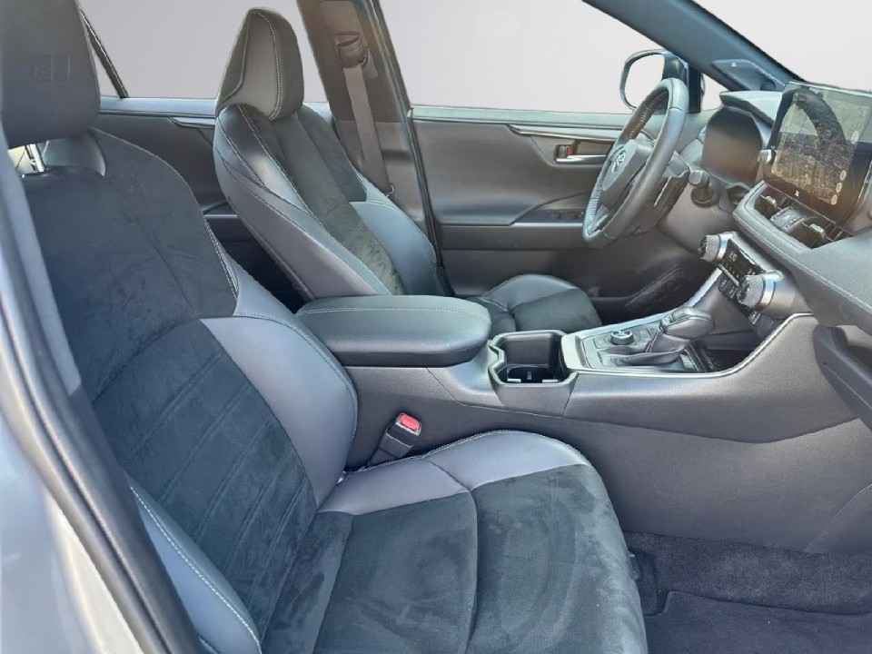 Toyota RAV4 GR Sport - foto 12