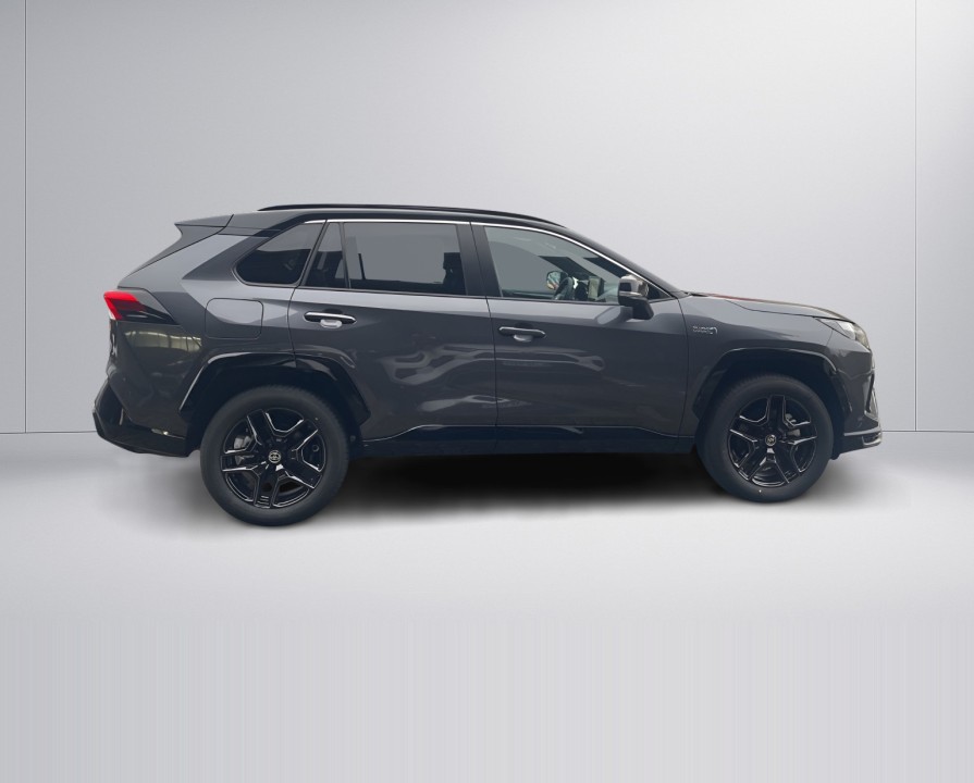 Toyota RAV4 (2)