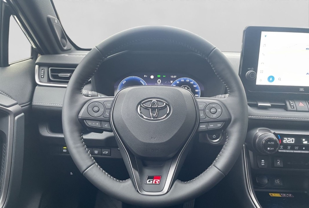 Toyota RAV4 - foto 11