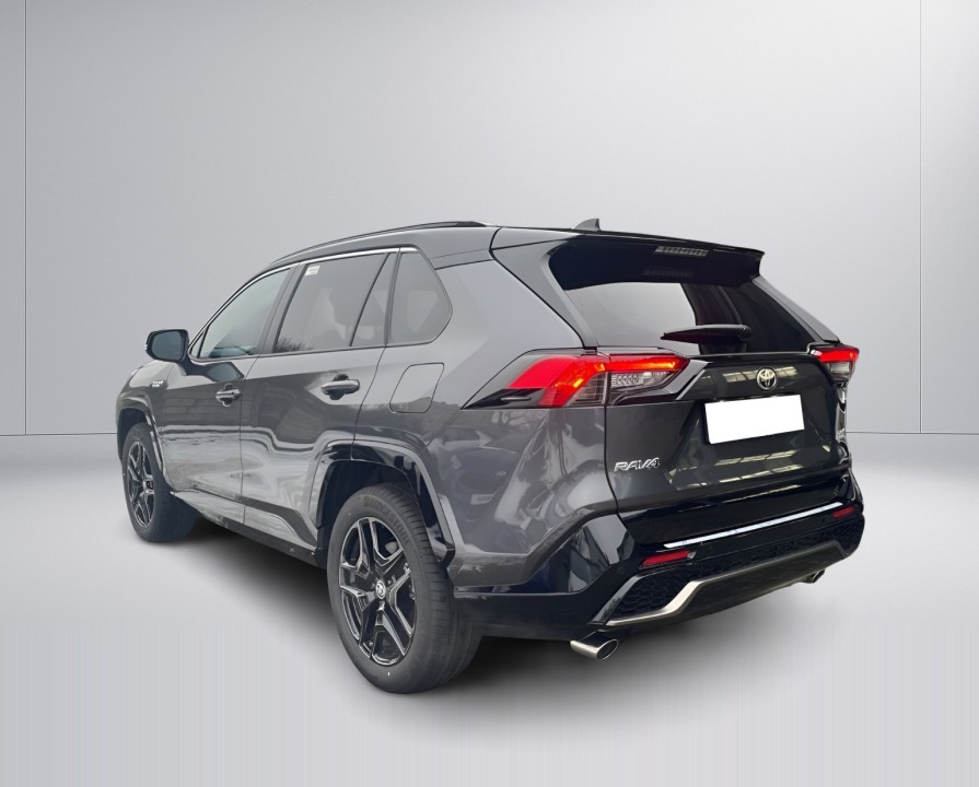 Toyota RAV4 (4)