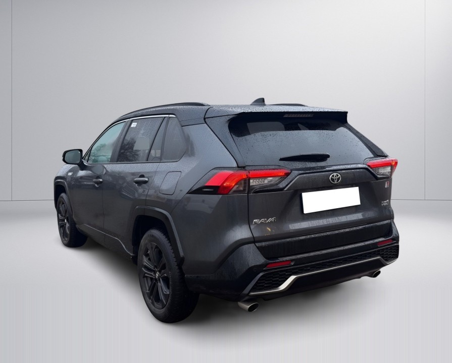 Toyota RAV4 (4)