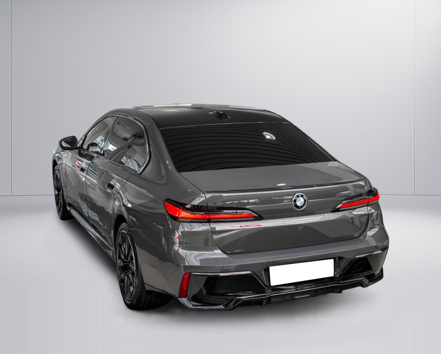 BMW Seria 7 740d xDrive M-Sport - foto 15