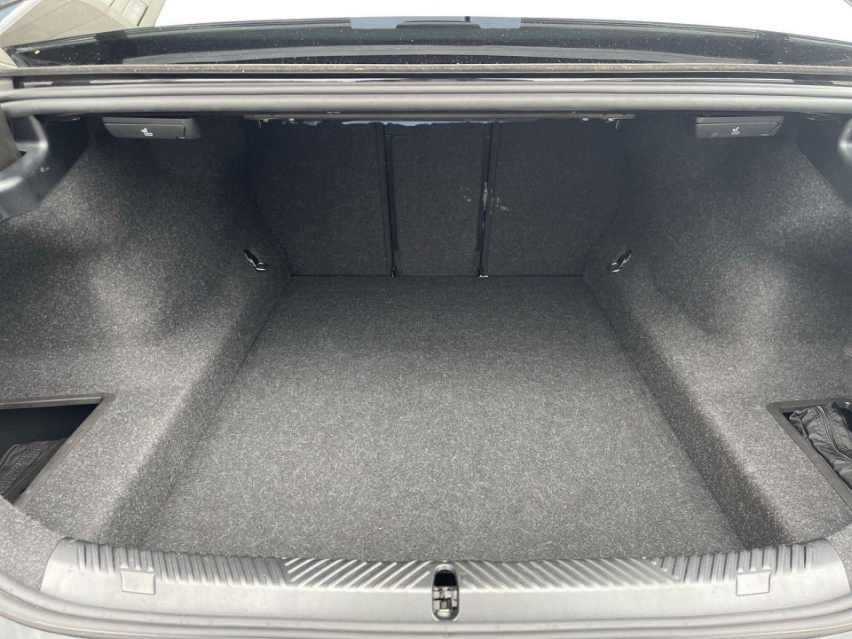BMW Seria 5 520i - foto 17