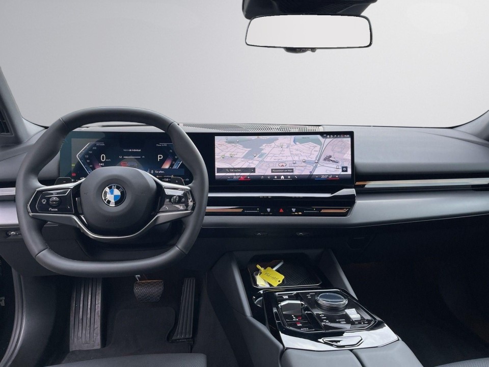 BMW Seria 5 520i - foto 12