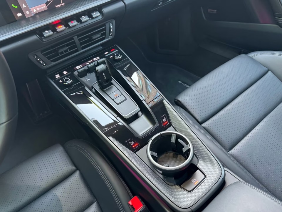 Porsche 911 Carrera - foto 14