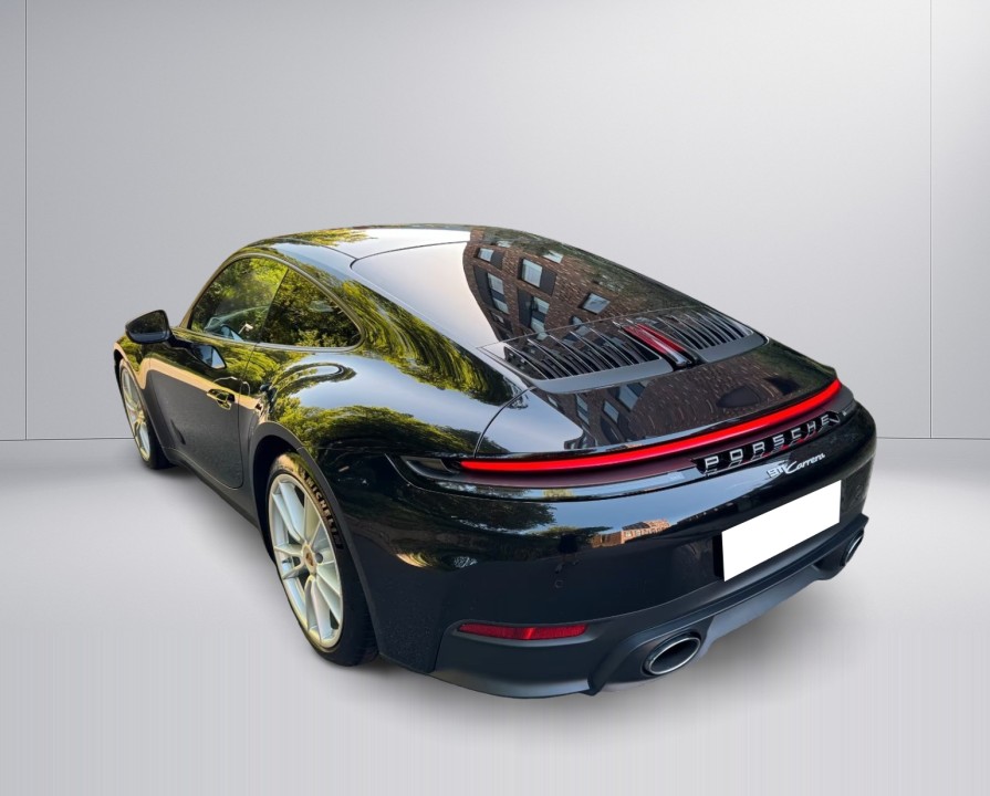 Porsche 911 Carrera (4)