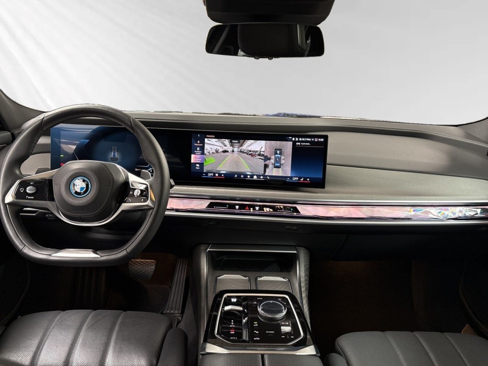 BMW Seria 7 750e xDrive - foto 6