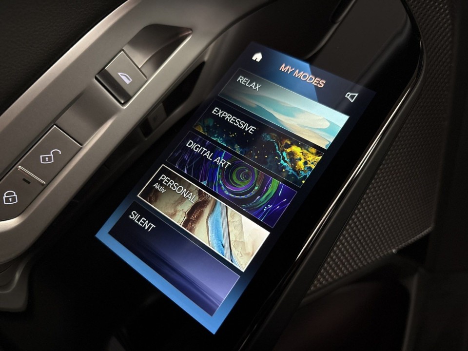 BMW Seria 7 750e xDrive - foto 13