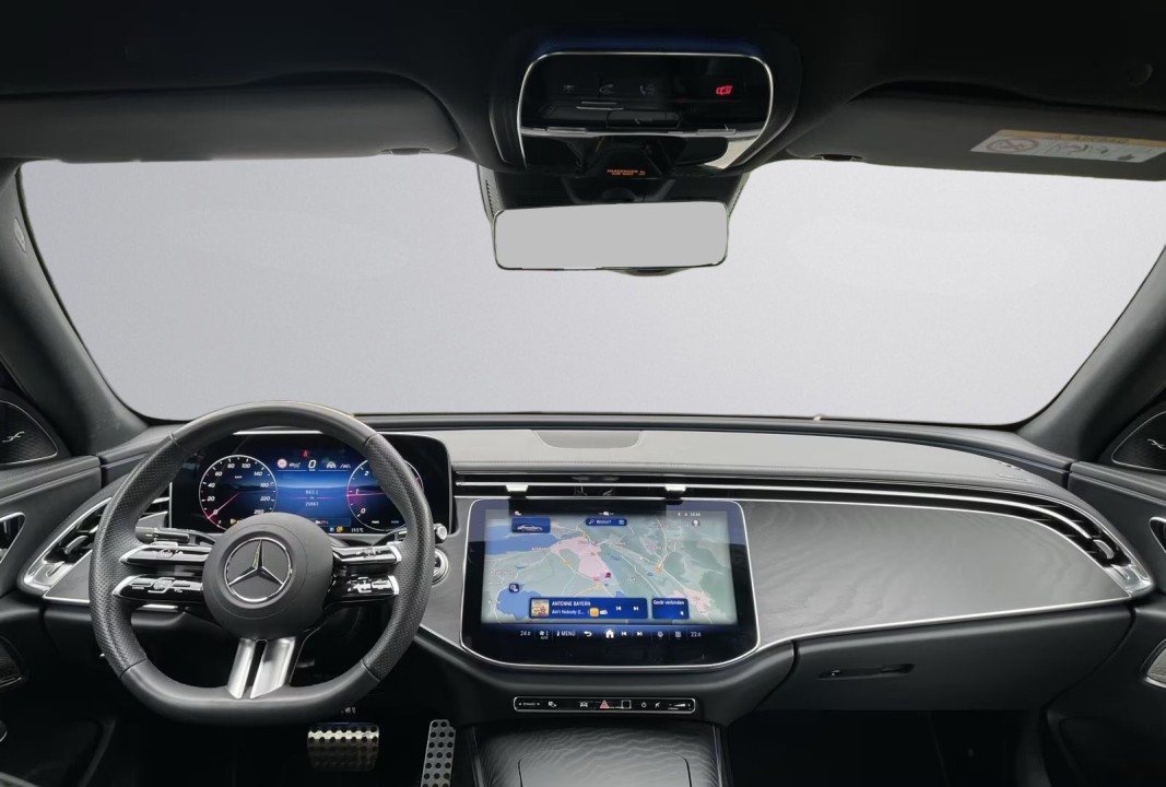 Mercedes-Benz E 220d AMG Line - foto 8