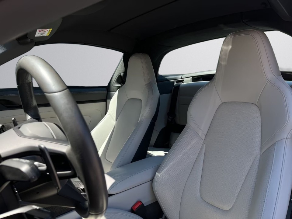 Porsche 911 Targa 4 GTS - foto 10