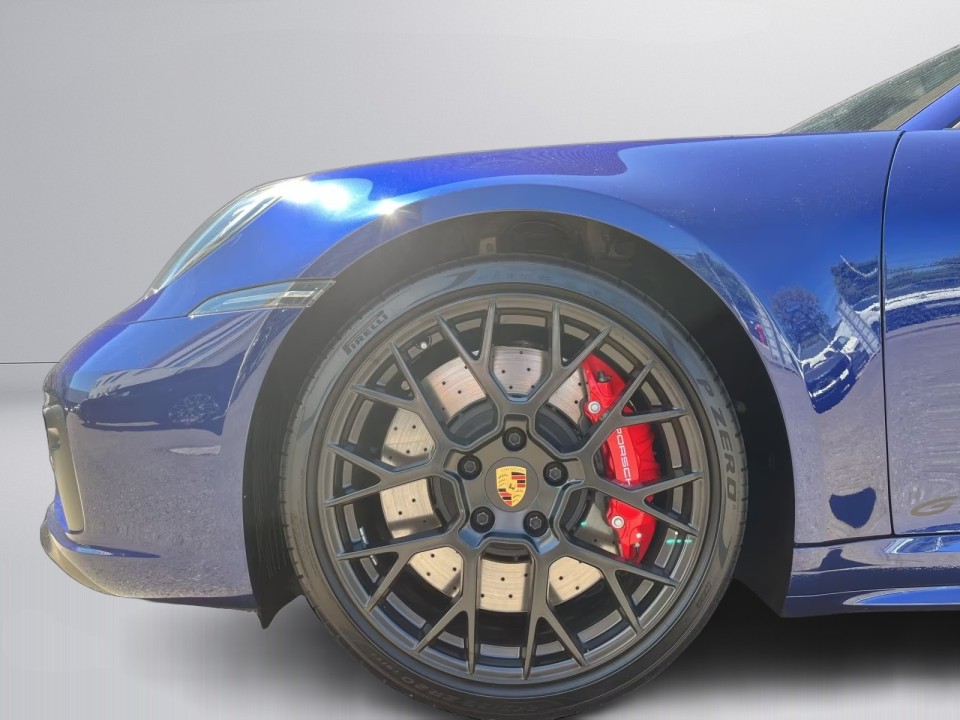 Porsche 911 Targa 4 GTS - foto 23