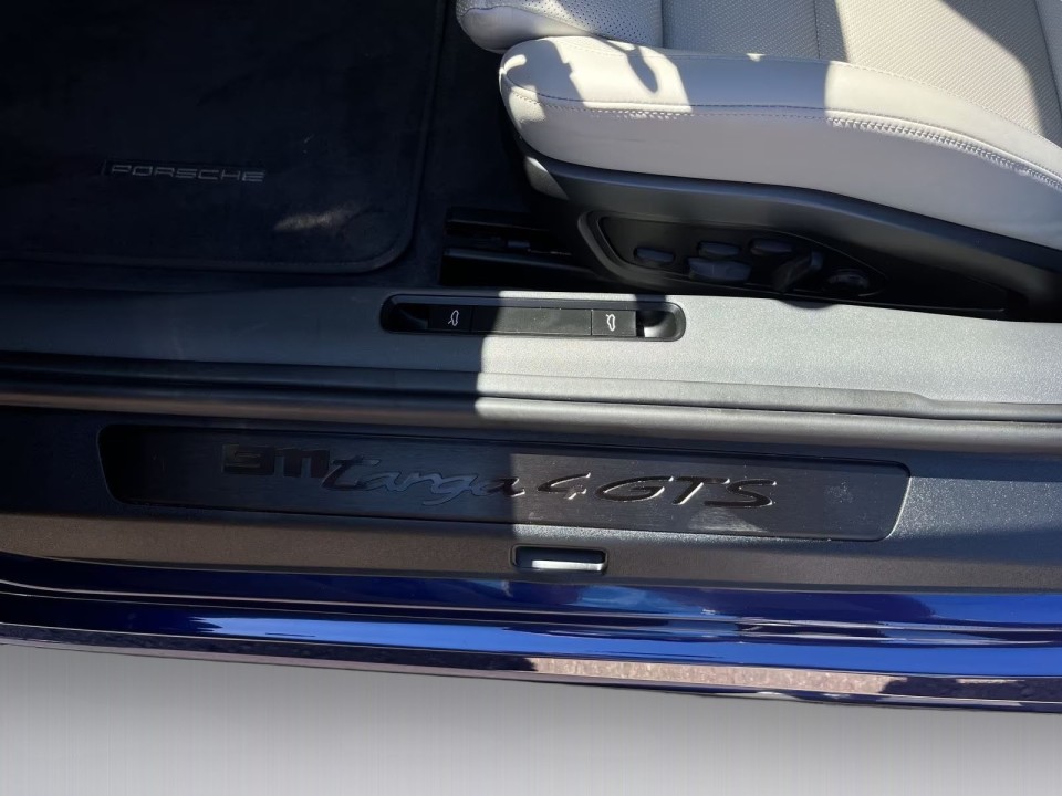 Porsche 911 Targa 4 GTS - foto 19