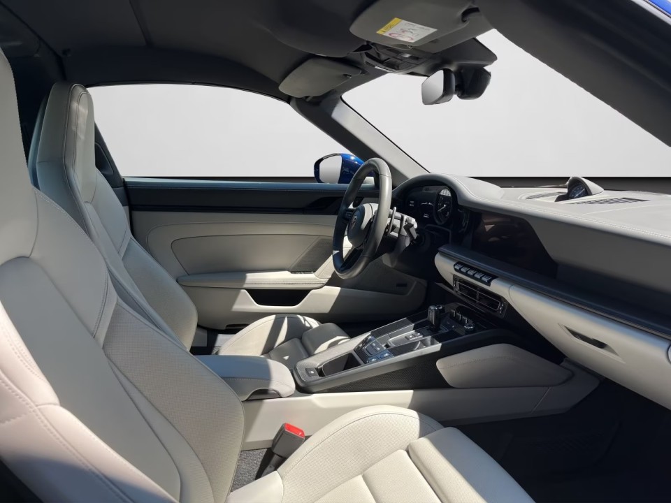 Porsche 911 Targa 4 GTS - foto 9