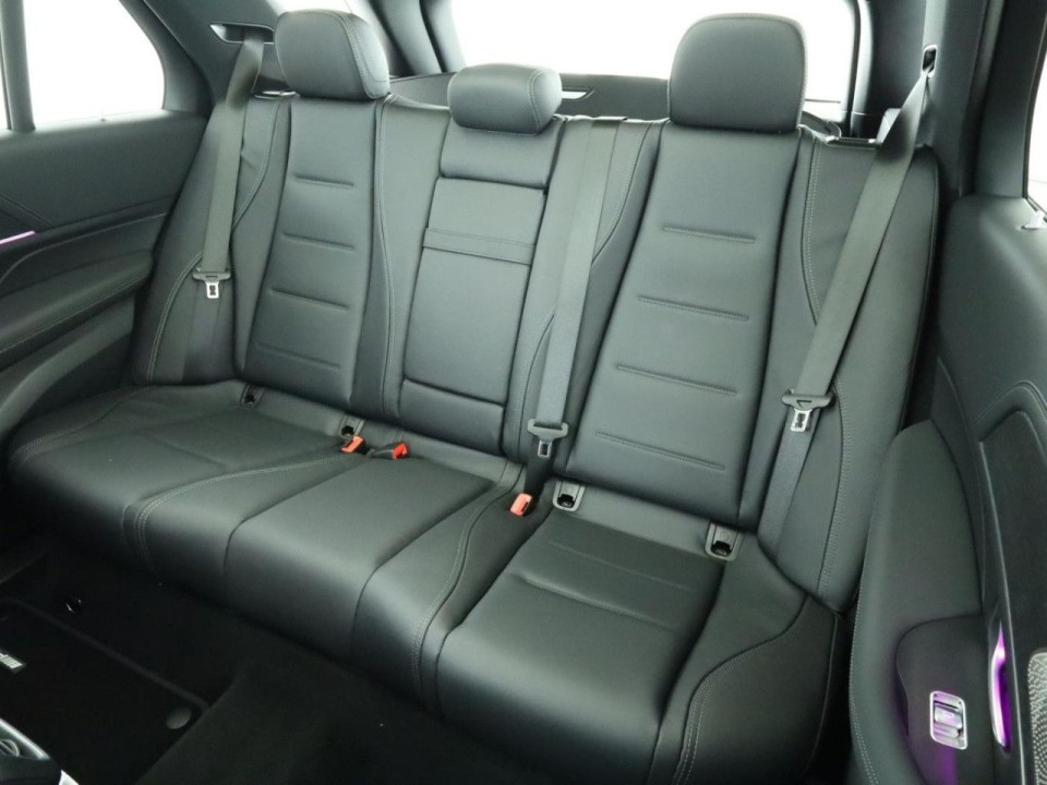 Mercedes-Benz GLE 450 4MATIC AMG Line - foto 24