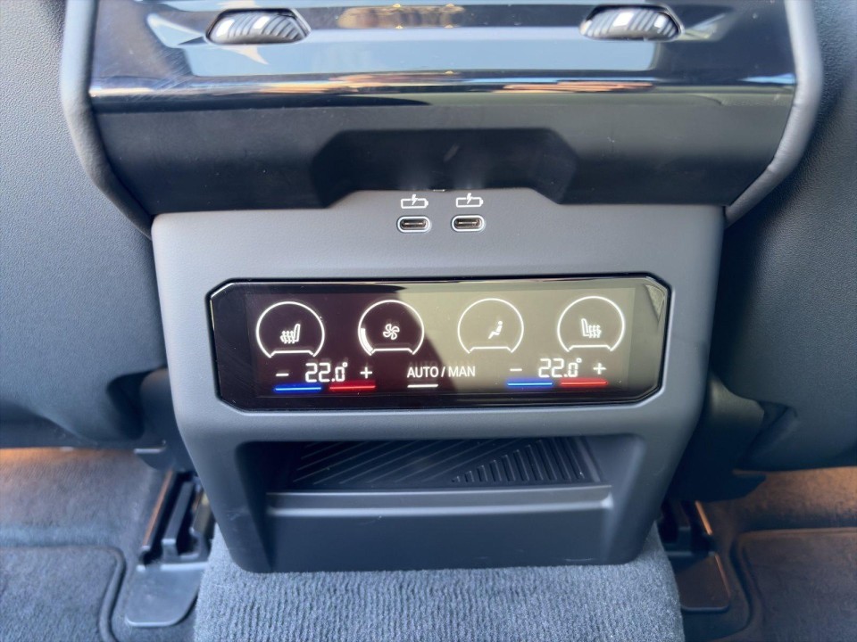 BMW Seria 5 520i Limousine - foto 14