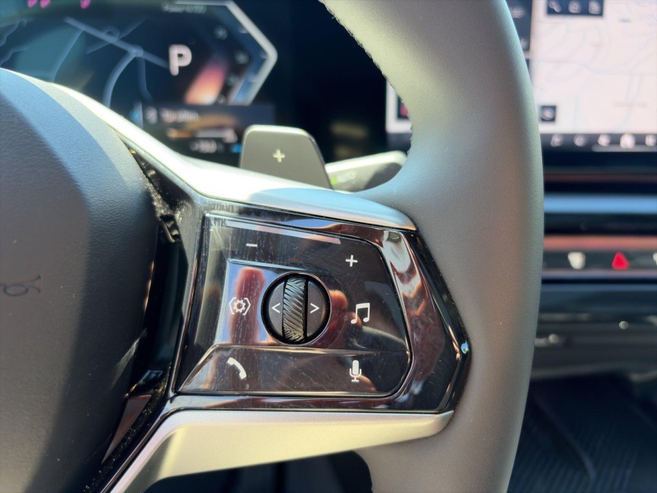 BMW Seria 5 520i Limousine - foto 15