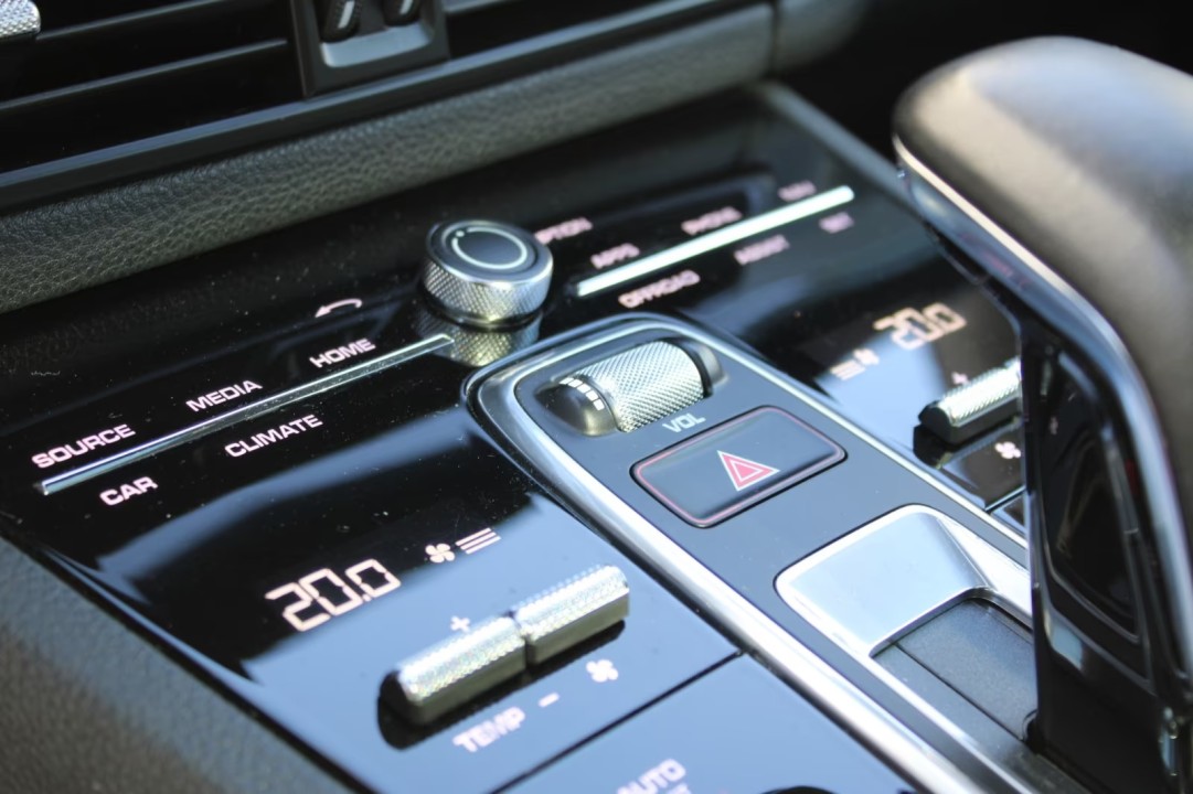 Porsche Cayenne - foto 19