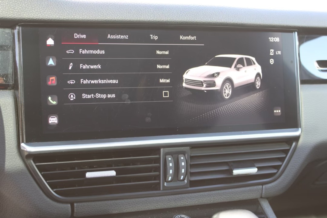 Porsche Cayenne - foto 23
