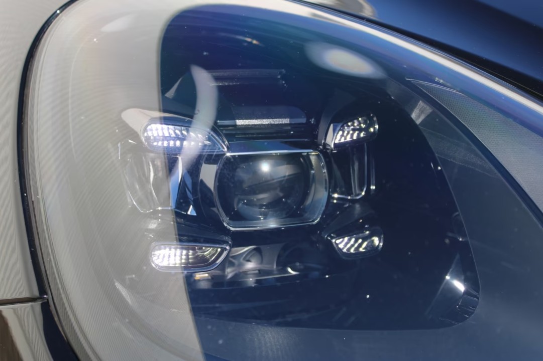 Porsche Cayenne - foto 44