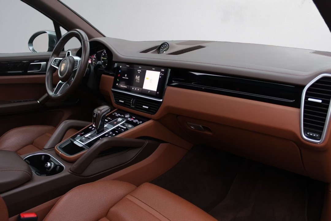 Porsche Cayenne E-Hybrid - foto 11