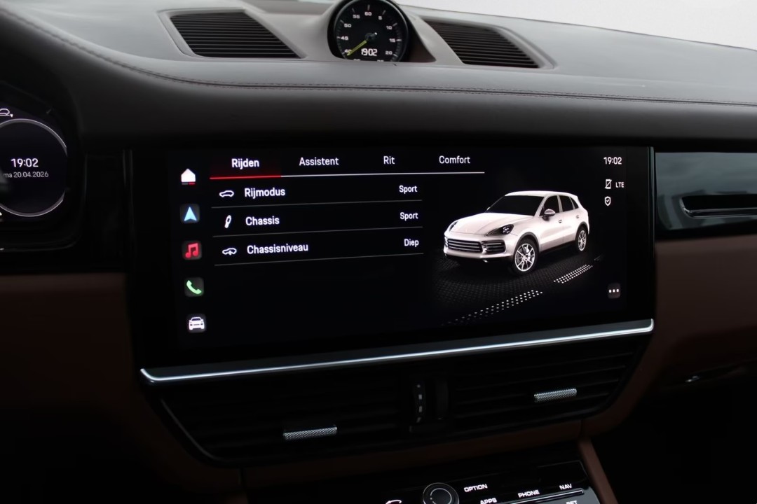 Porsche Cayenne E-Hybrid - foto 16