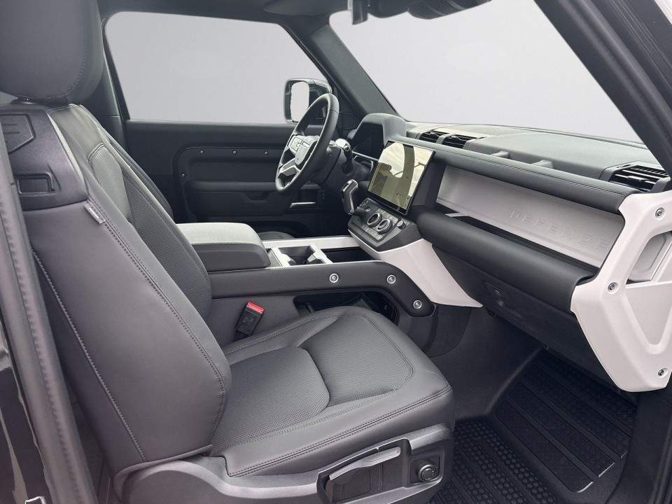 Land Rover Defender 90 D200 S - foto 6