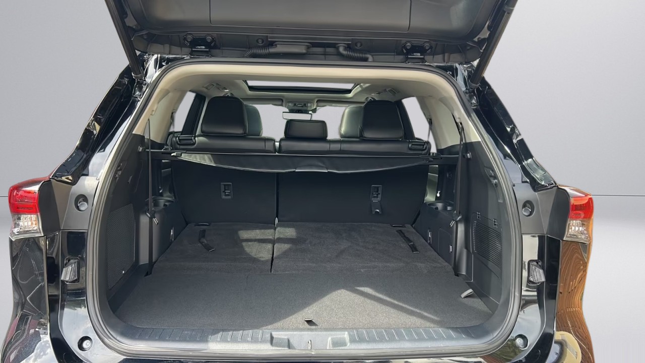 Toyota Highlander Luxury HEV - foto 18