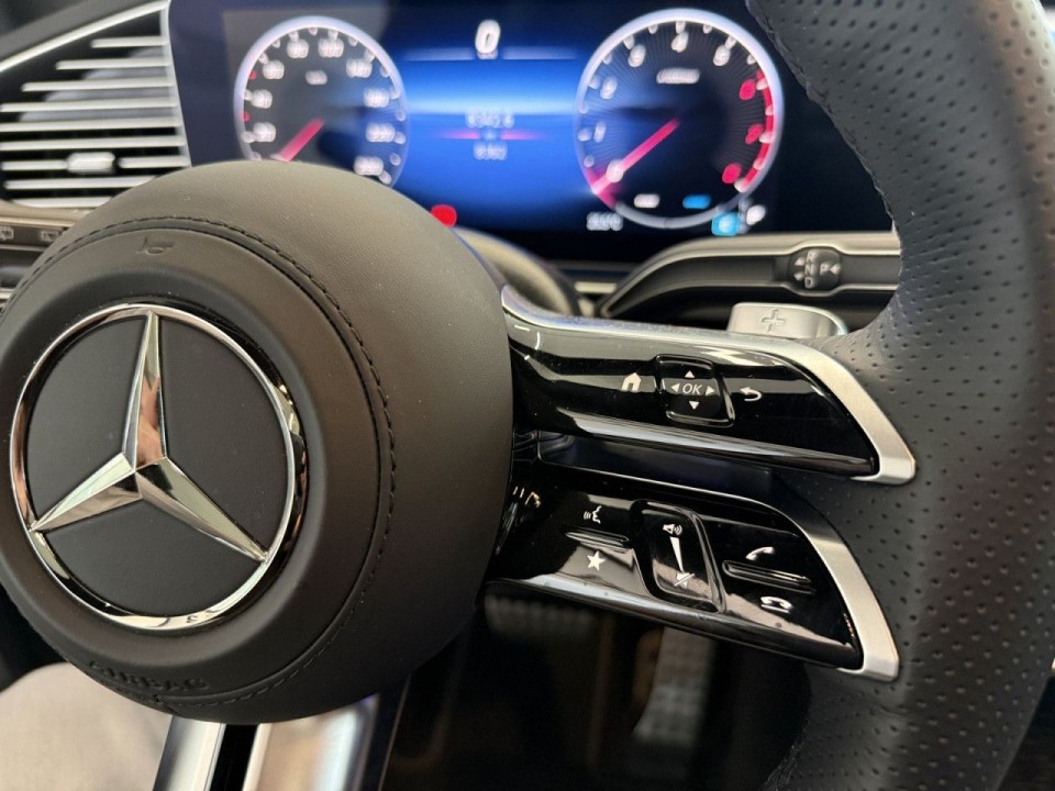 Mercedes-Benz GLE 450 4MATIC AMG Line - foto 18