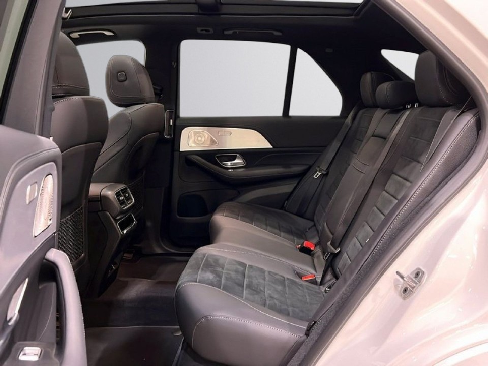 Mercedes-Benz GLE 400e 4MATIC AMG Line - foto 7