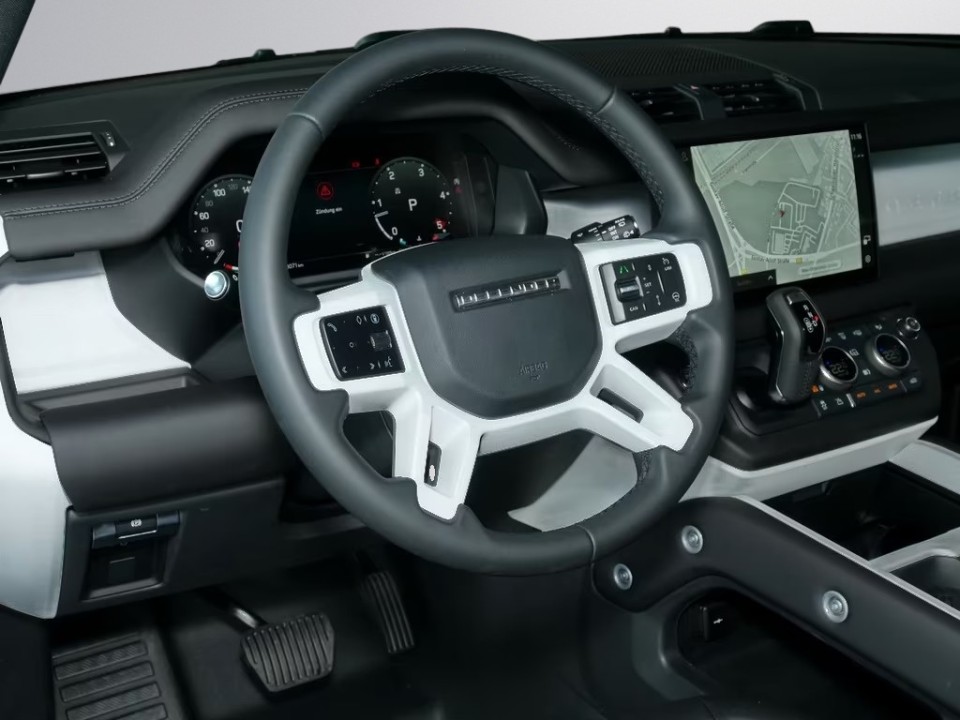 Land Rover Defender 90 D200 S - foto 6