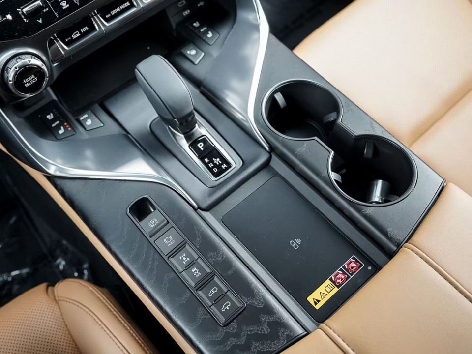 Lexus Seria LX 700 Luxury - foto 21