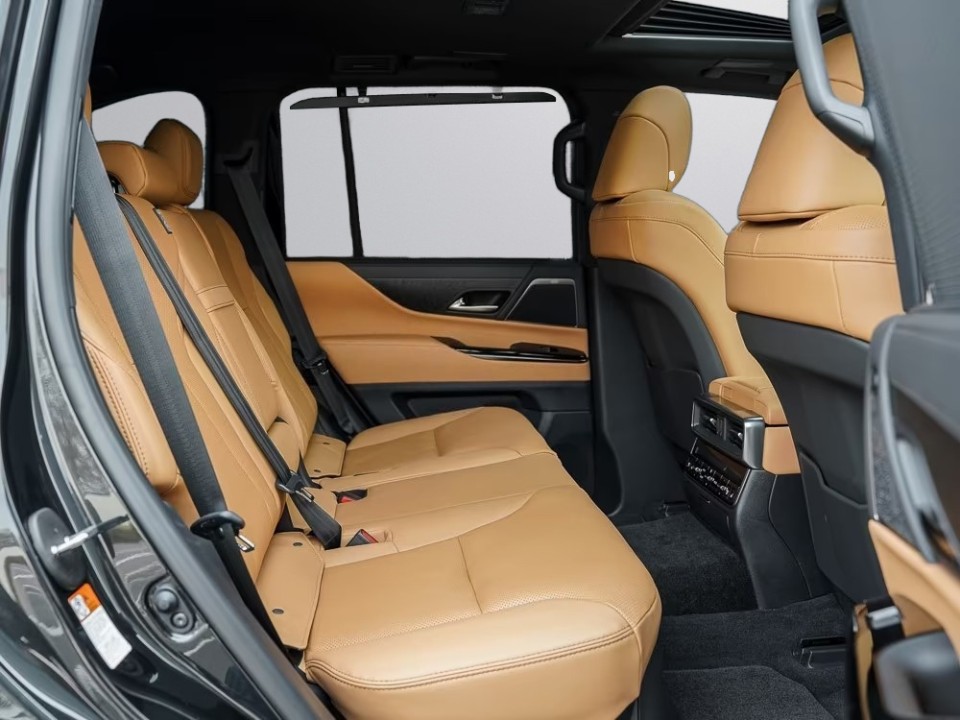 Lexus Seria LX 700 Luxury - foto 36