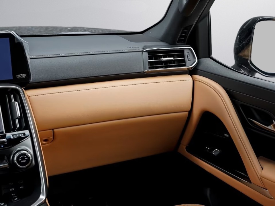 Lexus Seria LX 700 Luxury - foto 33