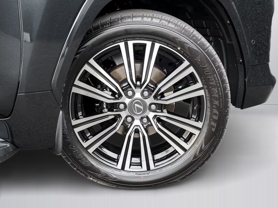 Lexus Seria LX 700 Luxury - foto 45