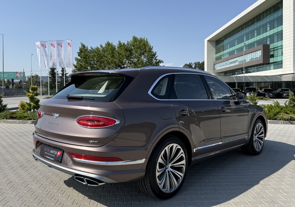 Bentley Bentayga Atelier Edition V6 Hybrid (3)