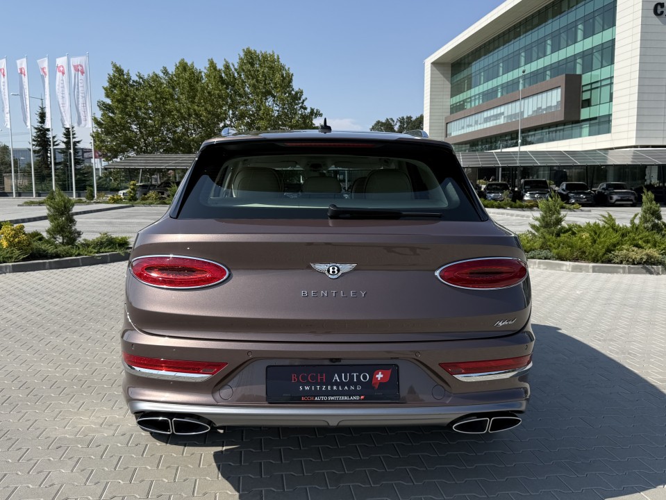 Bentley Bentayga Atelier Edition V6 Hybrid (4)