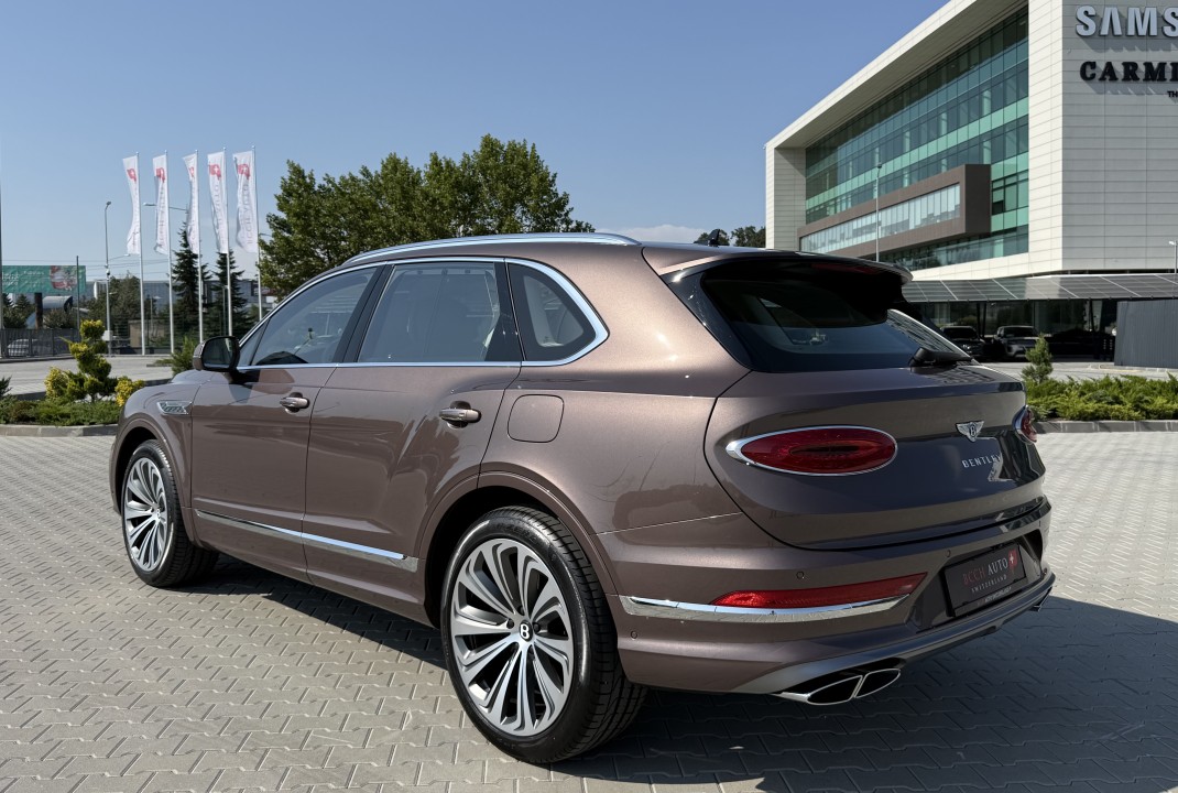 Bentley Bentayga Atelier Edition V6 Hybrid (5)