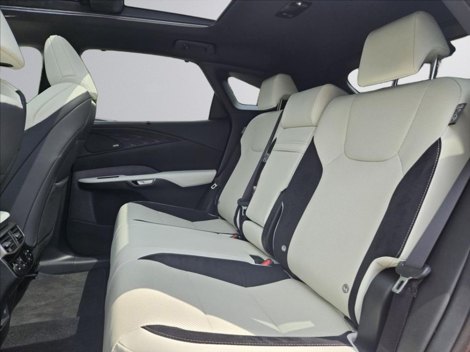Lexus Seria RX 500h F-Sport - foto 17