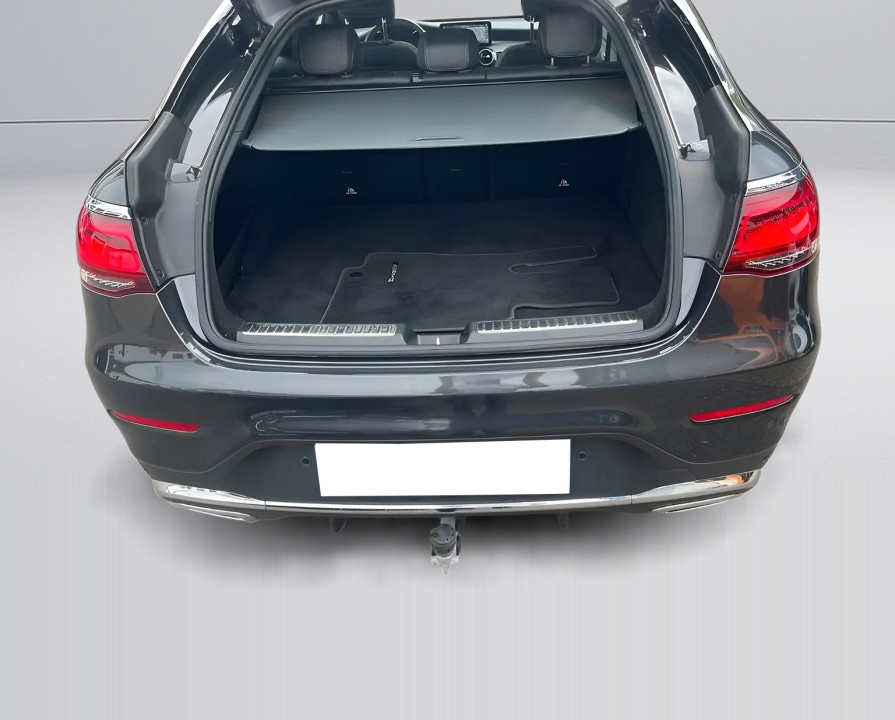 Mercedes-Benz GLC Coupé 300d 4MATIC AMG - foto 13