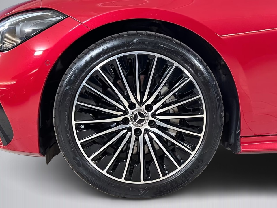 Mercedes-Benz CLE 200 Coupé AMG - foto 21