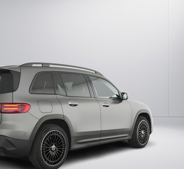 Mercedes-Benz EQB 350 4MATIC AMG (3)