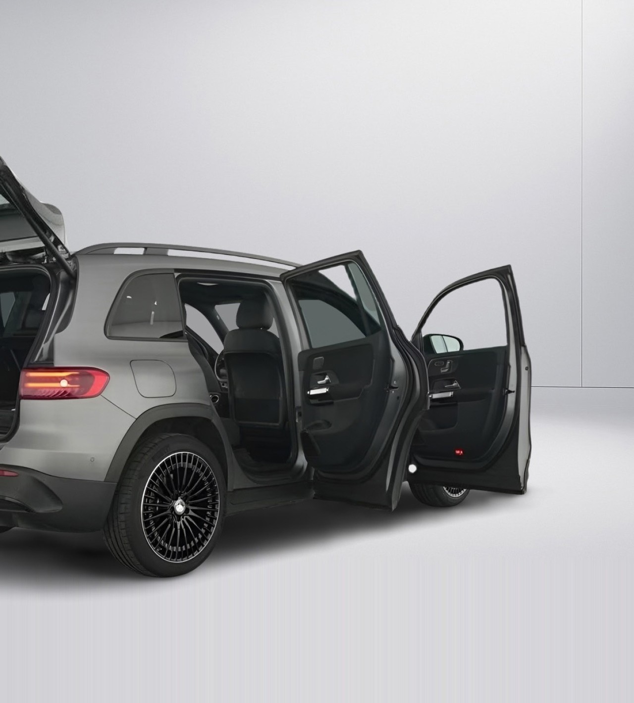 Mercedes-Benz EQB 350 4MATIC AMG - foto 9