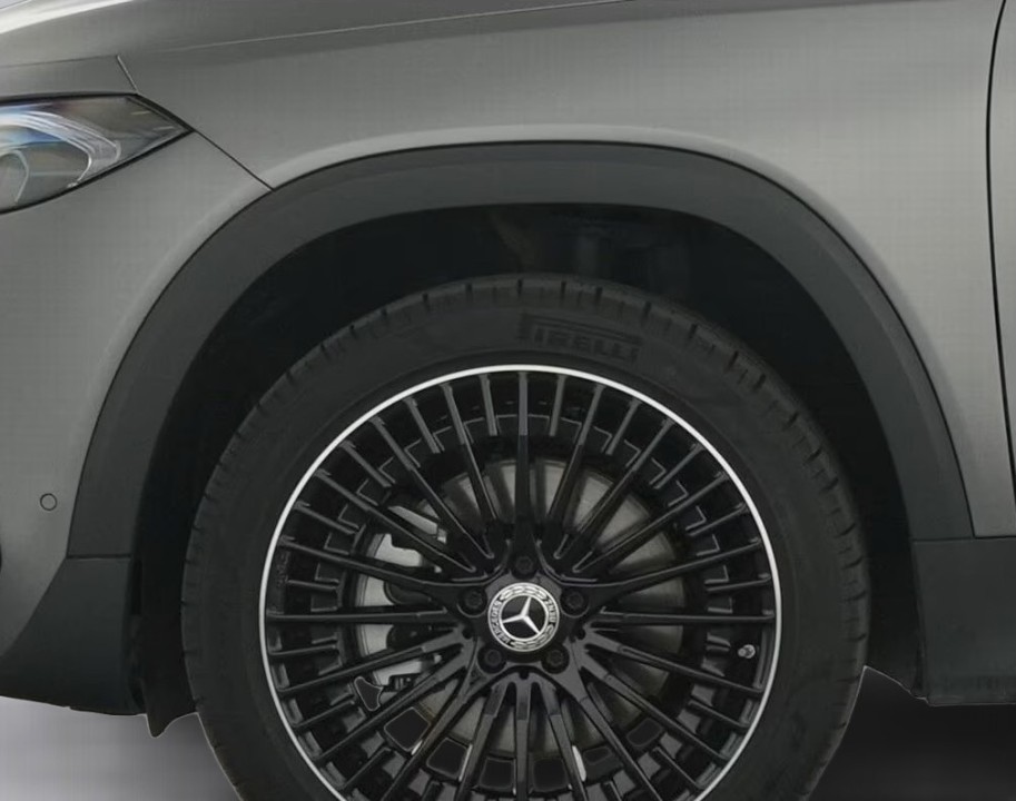 Mercedes-Benz EQB 350 4MATIC AMG - foto 16