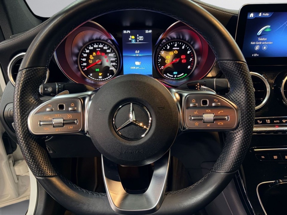 Mercedes-Benz GLC Coupé 300e 4MATIC AMG - foto 18