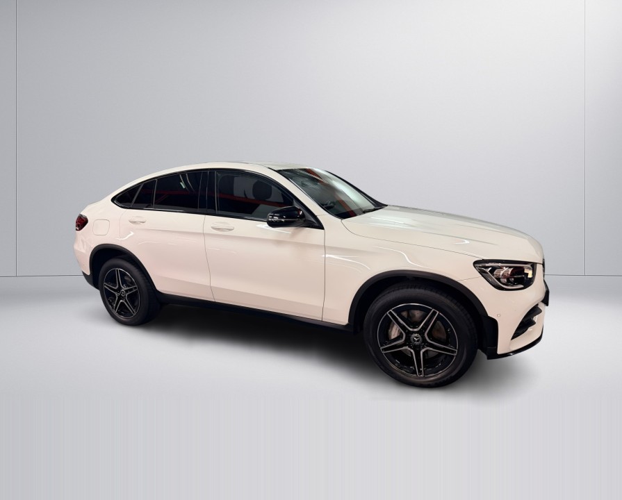 Mercedes-Benz GLC Coupé 300e 4MATIC AMG (2)